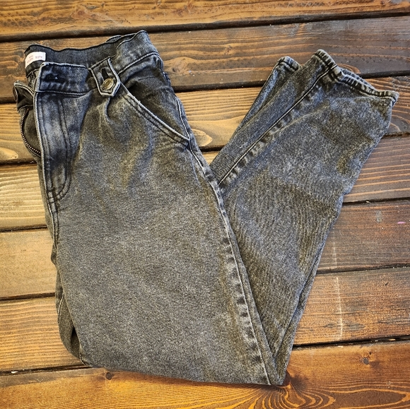 Mom Jeans! Faded Black - Picture 2 of 8